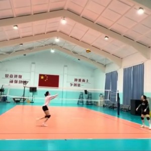 问鼎娱乐官网-重磅利好！李盈莹全面恢复有球训练，中国女排终迎强心剂|孟豆|节奏|康复|队员|主攻_新浪体育_新浪新闻