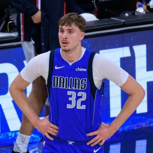 弗拉格：我的新秀赛季表现还算不错 我的发挥稳定 全方位在进步